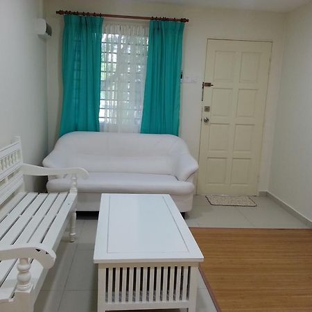 Homestay Farah Wangsa Maju Kl กัวลาลัมเปอร์ ภายนอก รูปภาพ